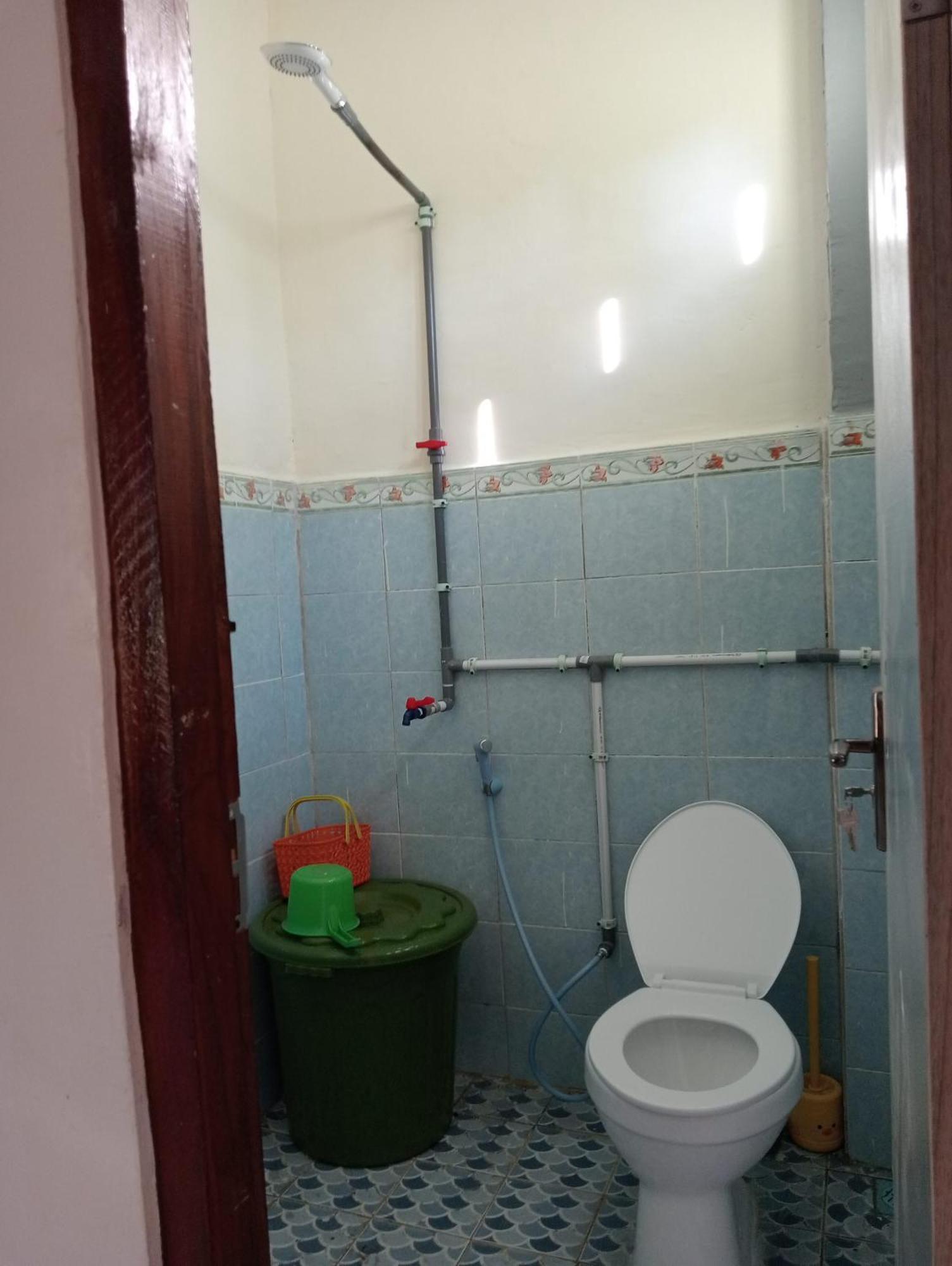 Yusilver Guest House Labuan Bajo Luaran gambar