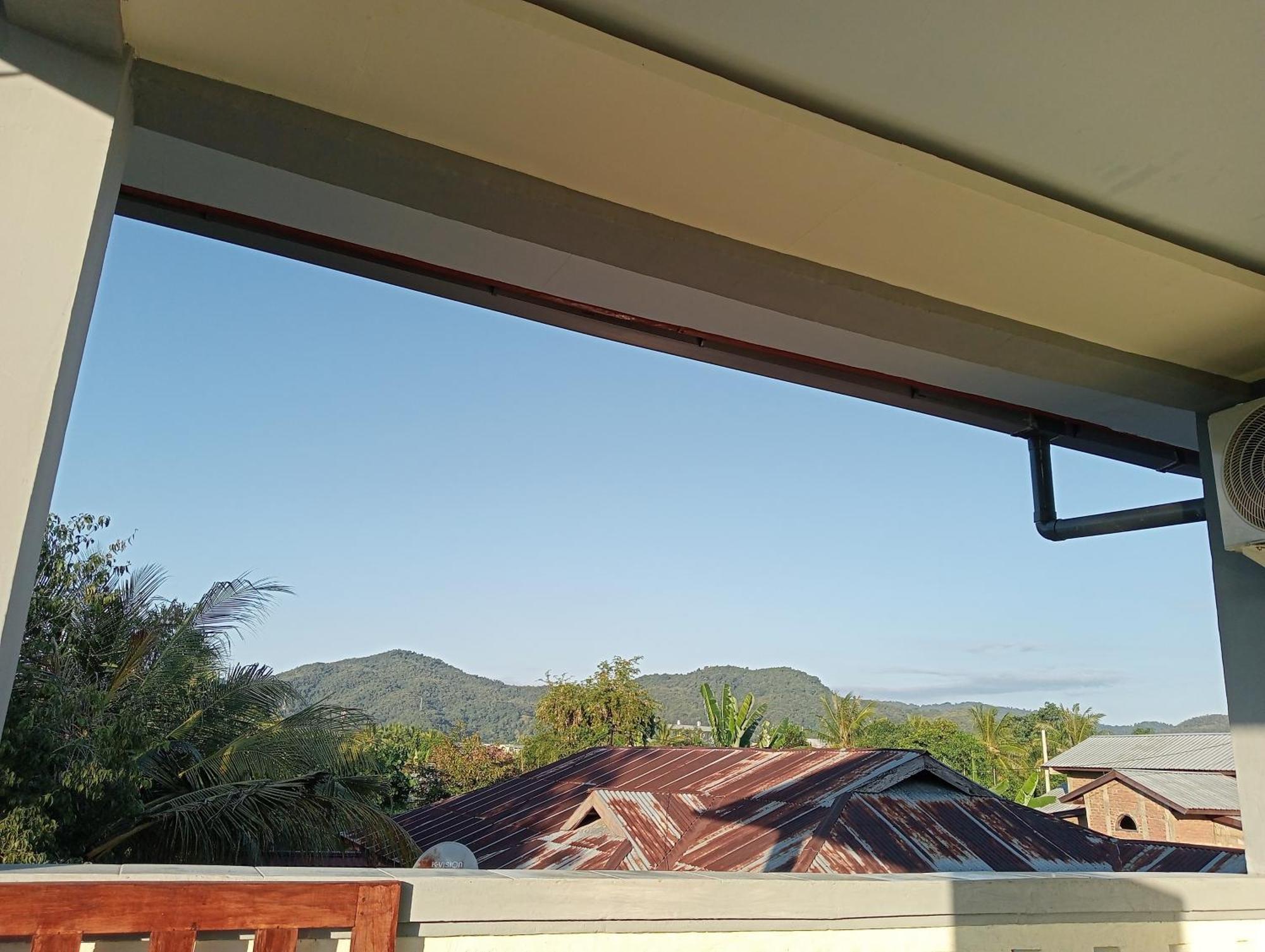 Yusilver Guest House Labuan Bajo Luaran gambar