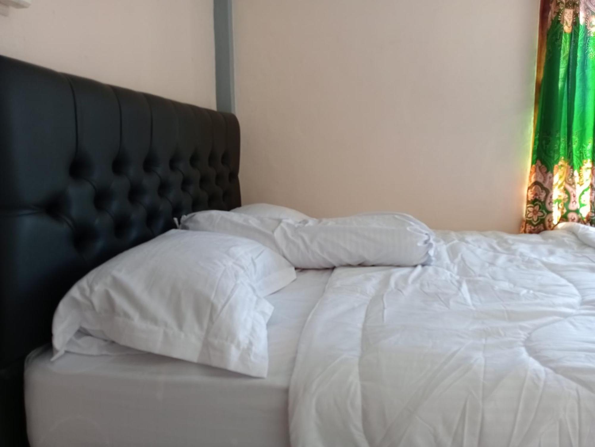 Yusilver Guest House Labuan Bajo Luaran gambar