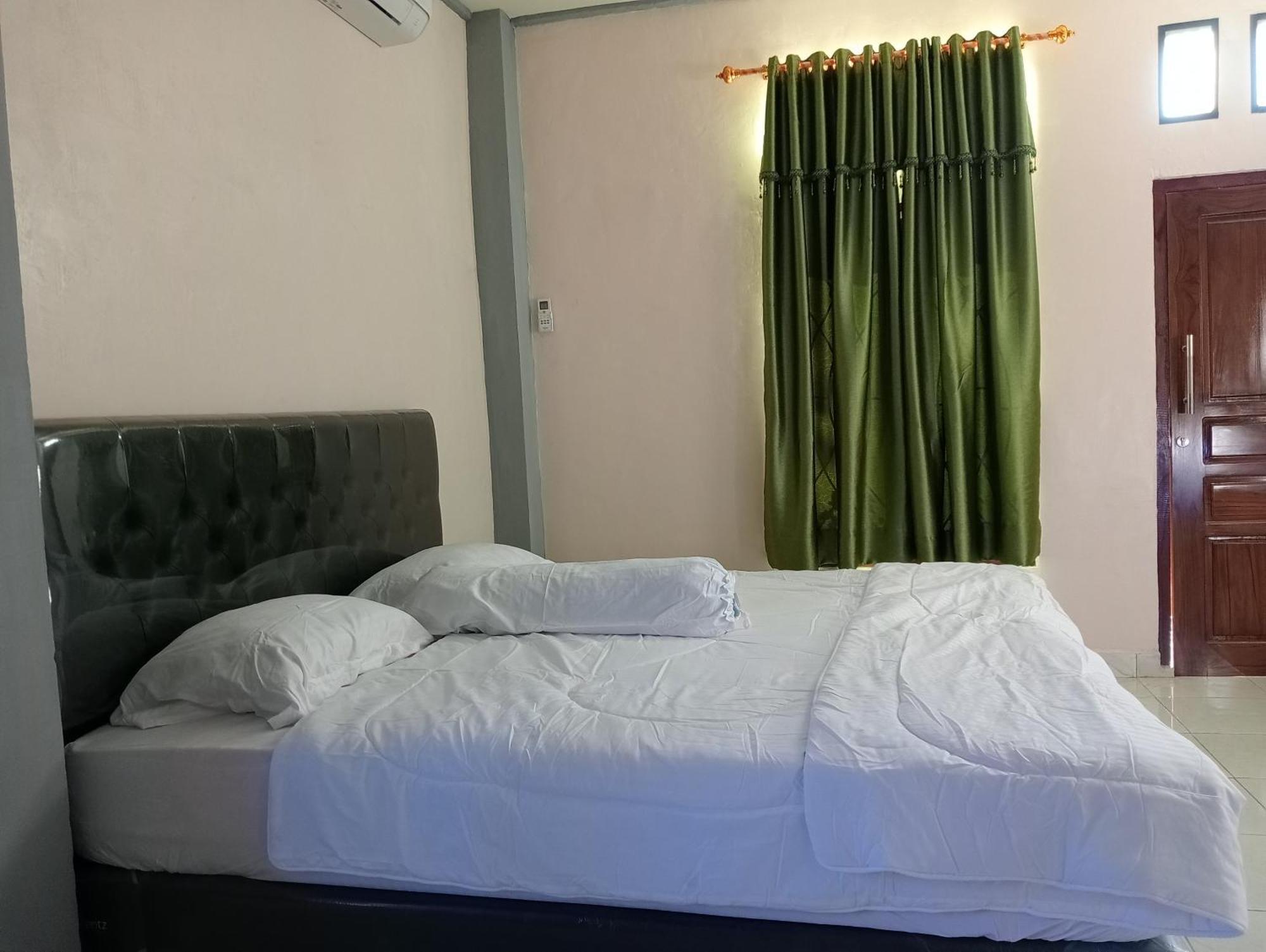 Yusilver Guest House Labuan Bajo Luaran gambar