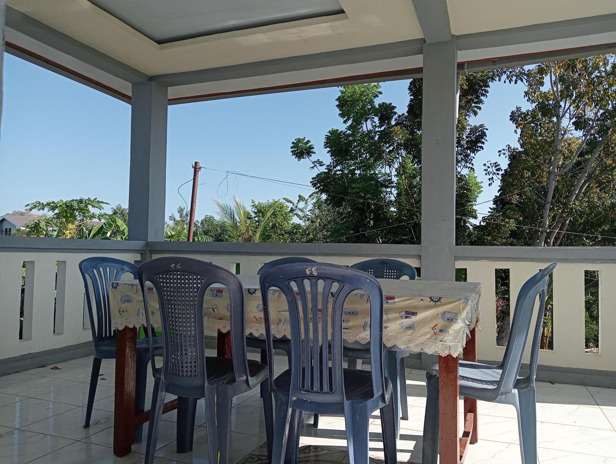 Yusilver Guest House Labuan Bajo Luaran gambar